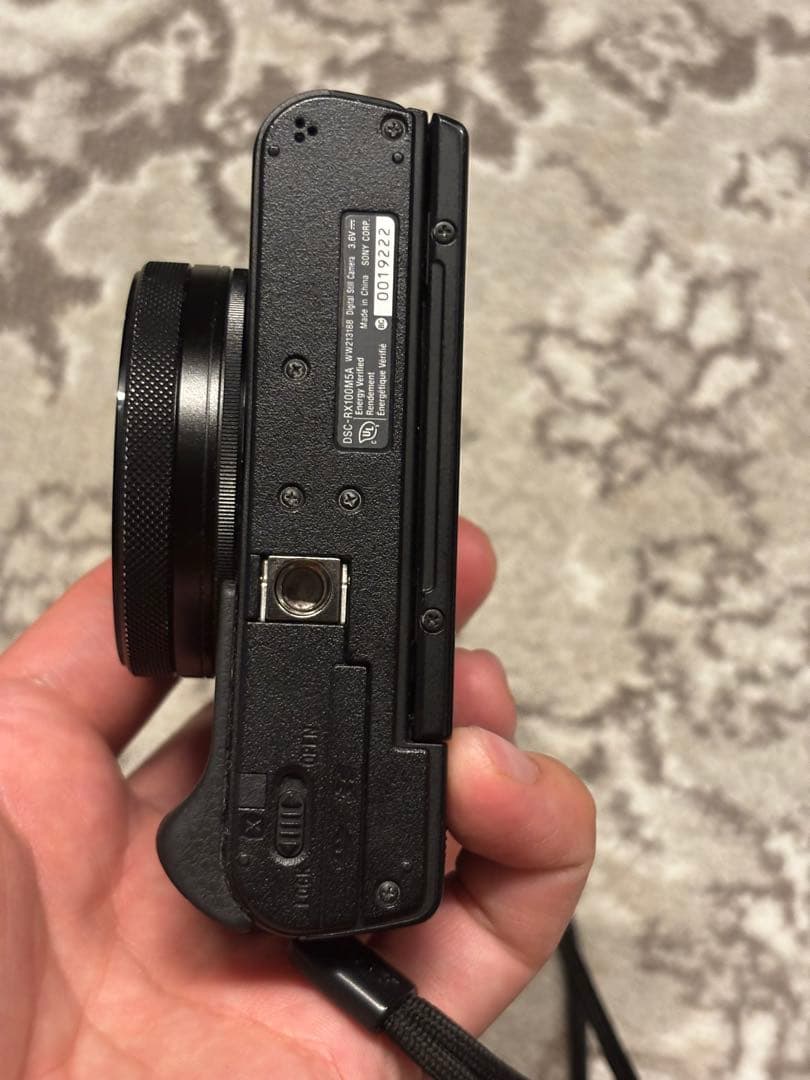 【完動品】SONY RX100M5A 高級コンデジ サイバーショット