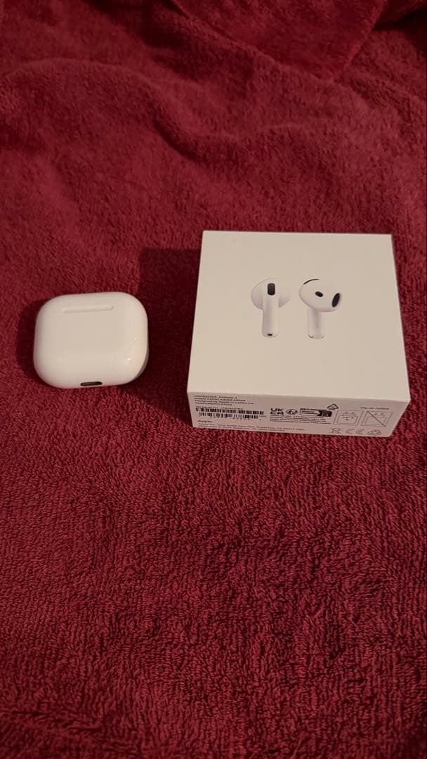 イヤホン airpods4
