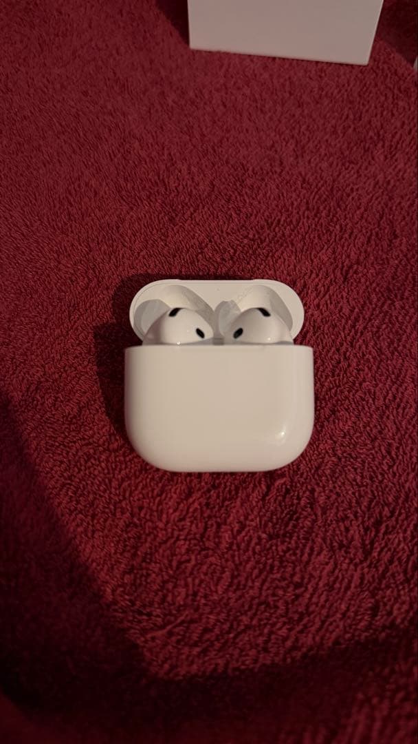 イヤホン airpods4