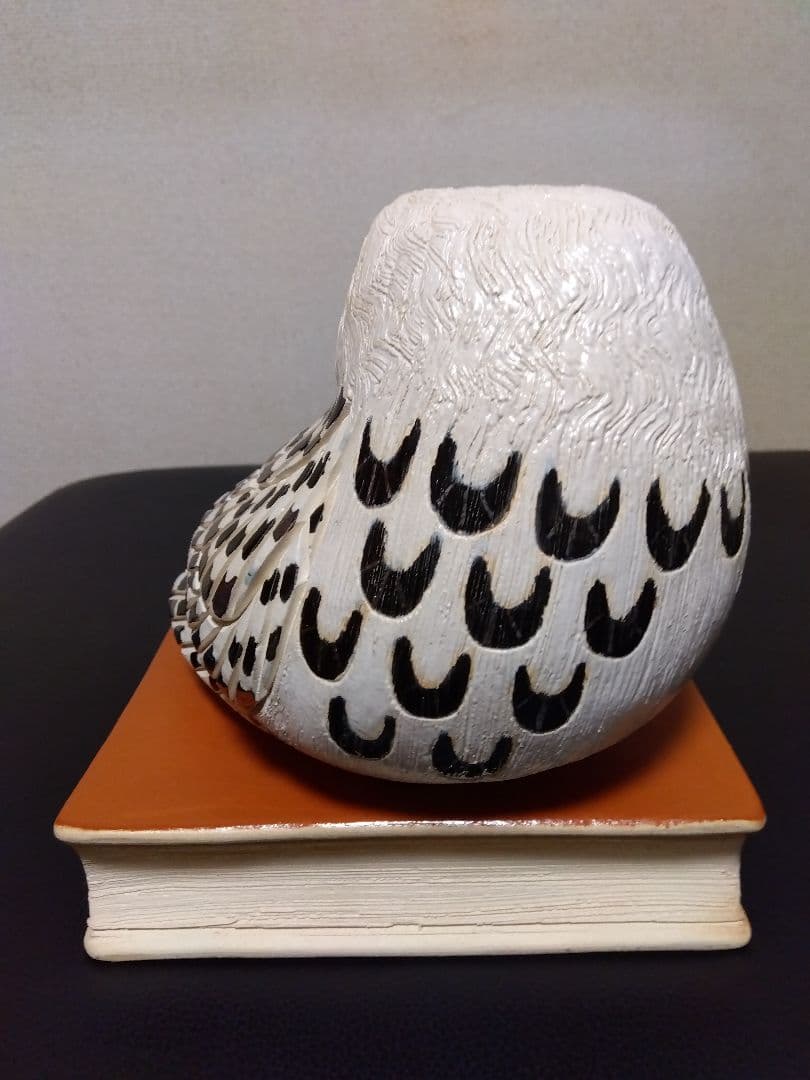 アーテサニアリンコナダ　白フクロウ　置物　ウルグアイ　陶器