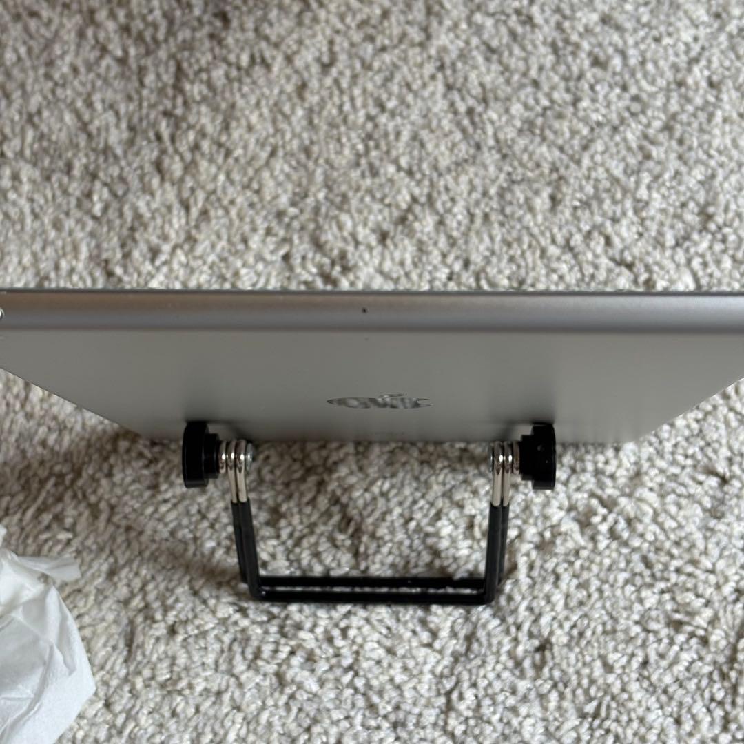 Apple iPad 10.2インチ第8世代 シルバー バッテリー87%wifi