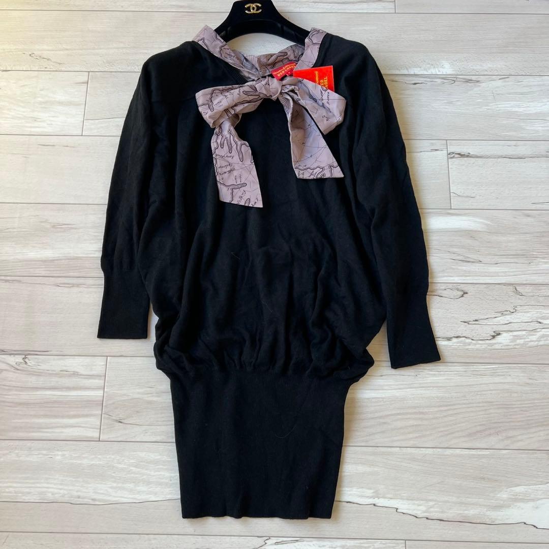 タグ付き　ヴィヴィアンウエストウッド　ニットワンピース　ボウタイ　リボン　膝丈
