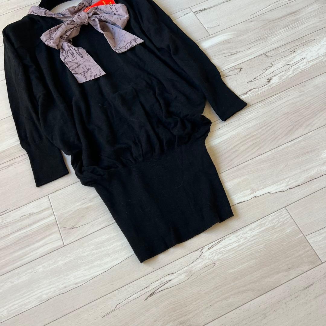 タグ付き　ヴィヴィアンウエストウッド　ニットワンピース　ボウタイ　リボン　膝丈