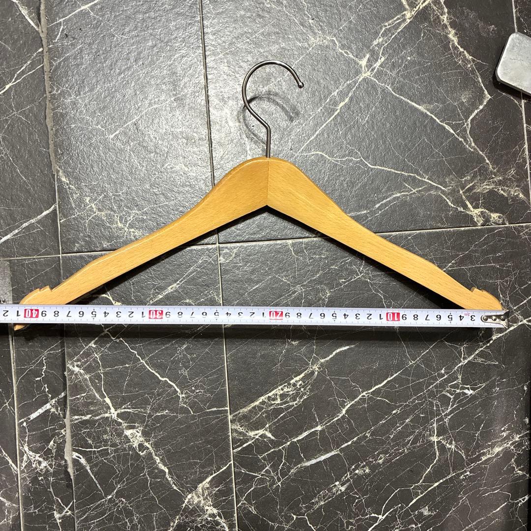 木製　衣類ハンガー 100個セット 約40cm スーツ　ジャケット　なで肩　タヤ