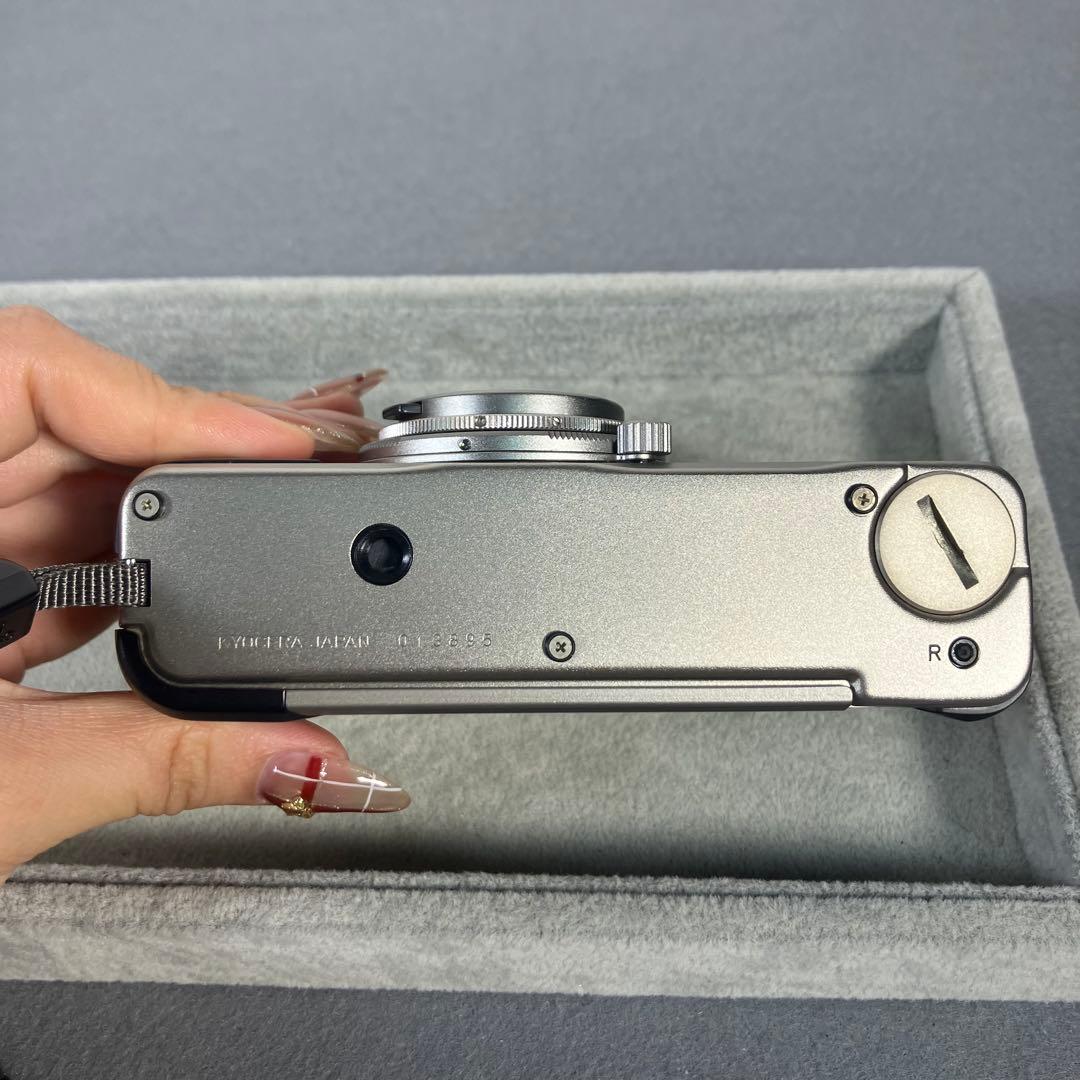 【美品】CONTAX Tvs シルバー コンパクトフィルムカメラ