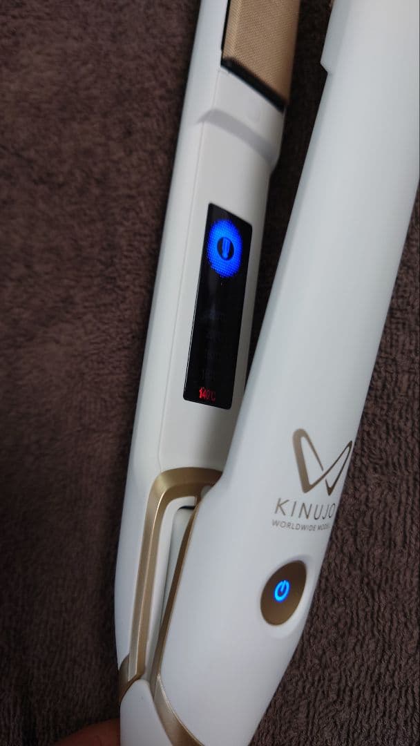 KINUJO ストレートヘアアイロン ホワイト