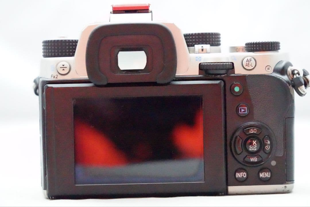 ☆高性能1眼レフデジタルカメラ☆ ペンタックス KP ボディ Kマウントボディ