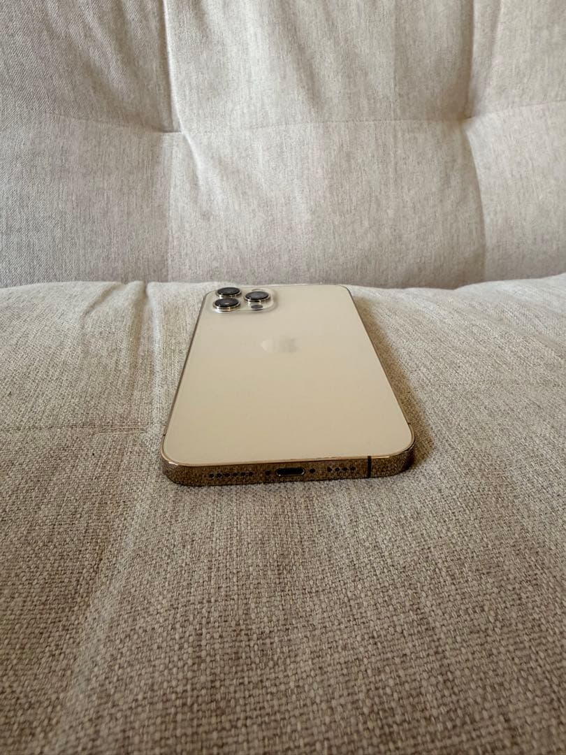 Apple iPhone 12 Promax ゴールド　simフリー