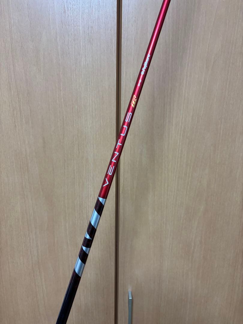 テーラーメイド　ベンタスレッド tr 5S スリーブ付き