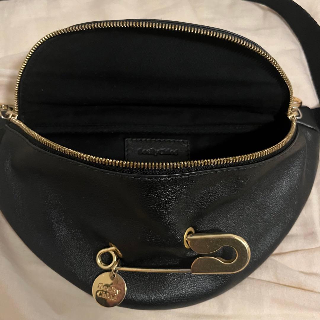 【シーバイクロエ　seebychloe】ボディバッグ