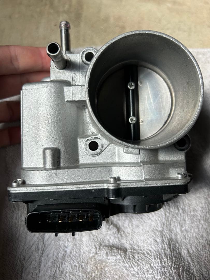 スロットルボディ　エアフローセンサー　イグニッションコイル　セット　トヨタ