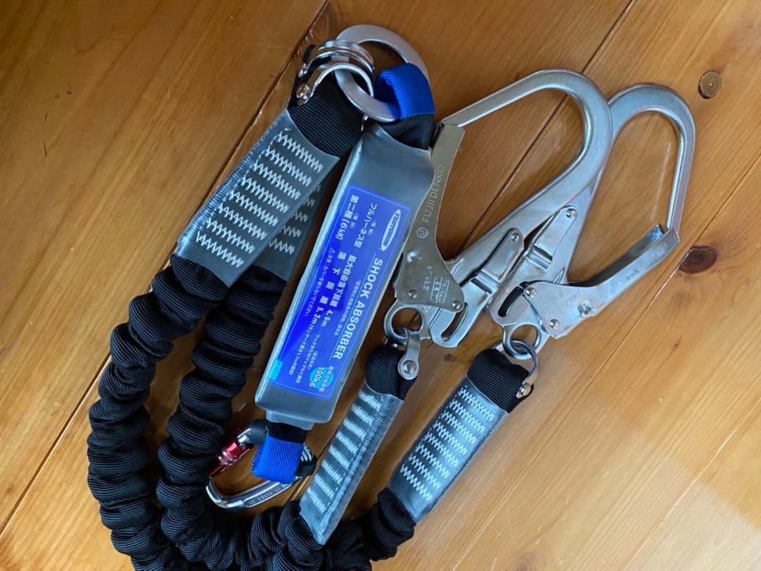 【早いもの勝ち！数量限定！！】ムヨロン。　レヴォ　ハーネス&タイプ２ランヤード