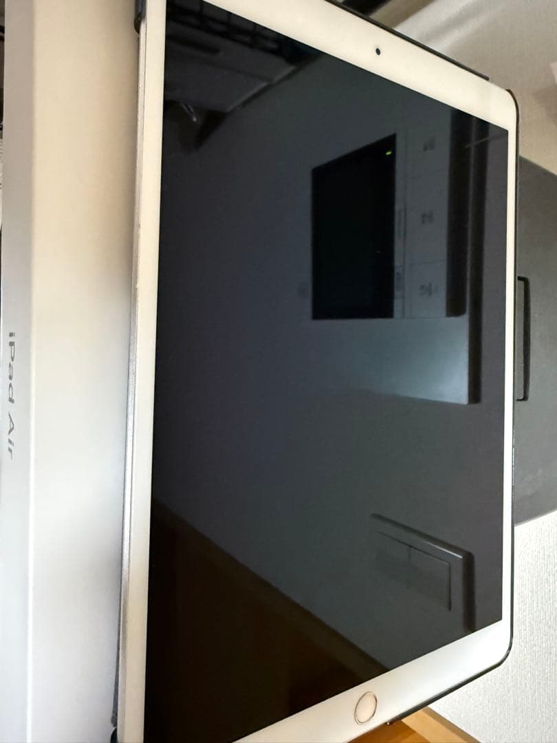 iPad air第三世代 Wi-Fiモデル64GB 動作確認済　シルバー