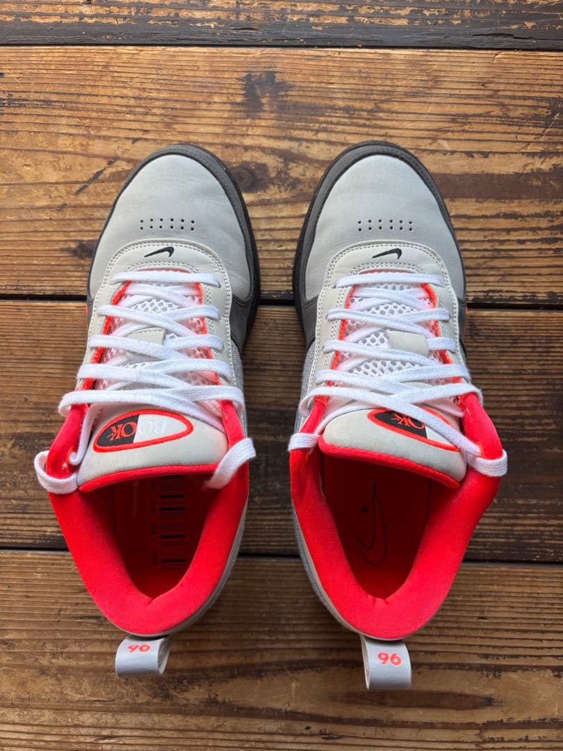 のんちゃんむうちゃん専用　Nike book 1 solar red 28.5