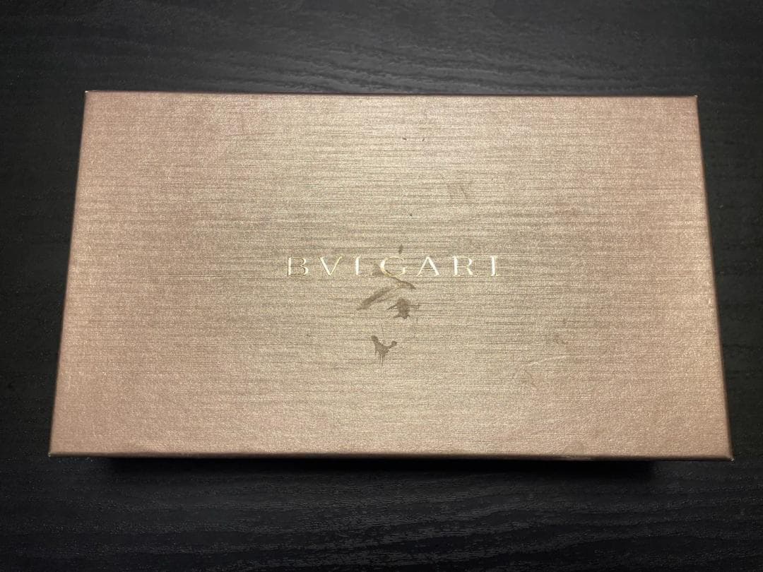 BULGARI レッド 長財布