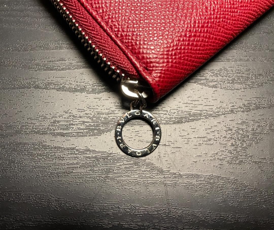 BULGARI レッド 長財布
