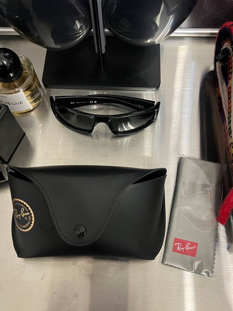 3House着用 ray ban RB4335