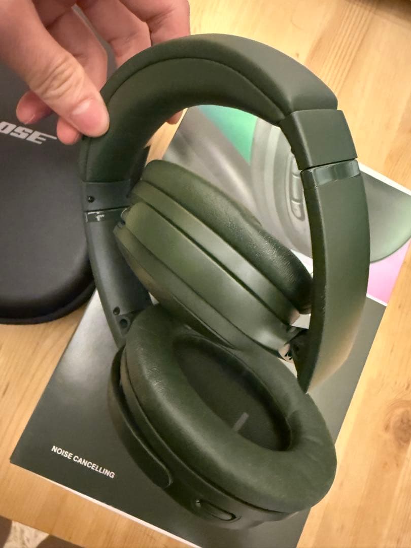 【ほぼ未使用】BOSE QuietComfortサイプレスグリーン