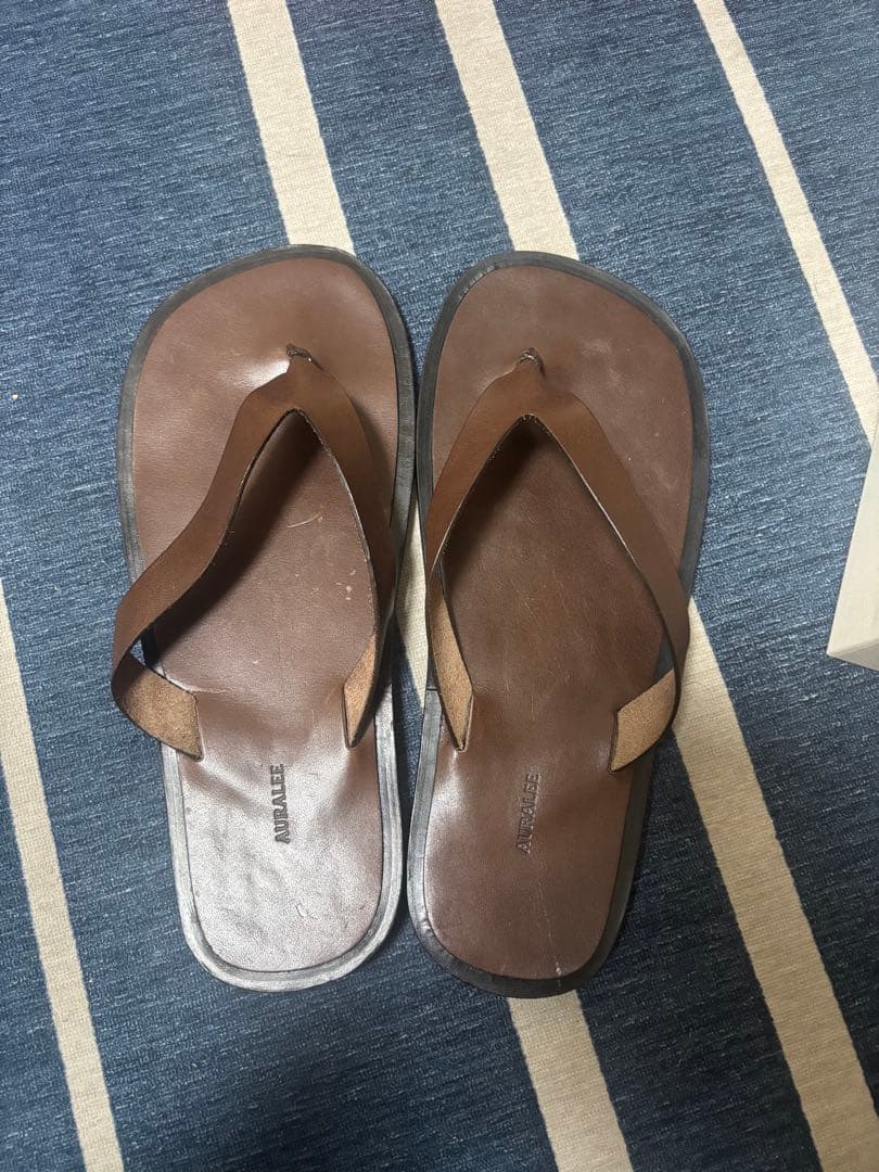 AURALEE レザーサンダル