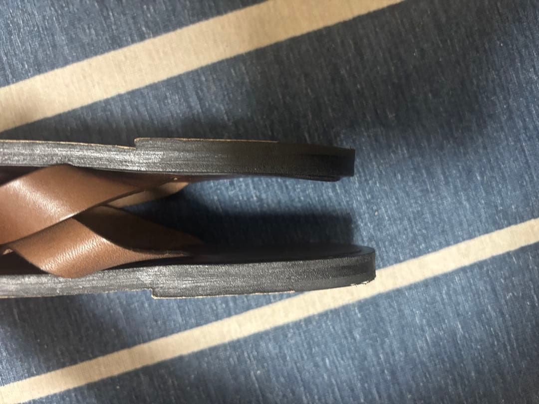 AURALEE レザーサンダル