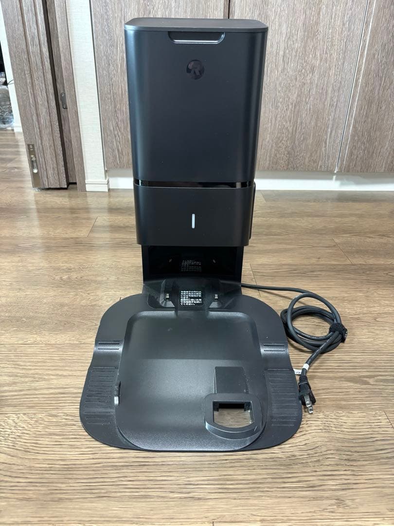 【3日間限定値下げ】ルンバ i3+ ロボット掃除機 クリーンベース付き