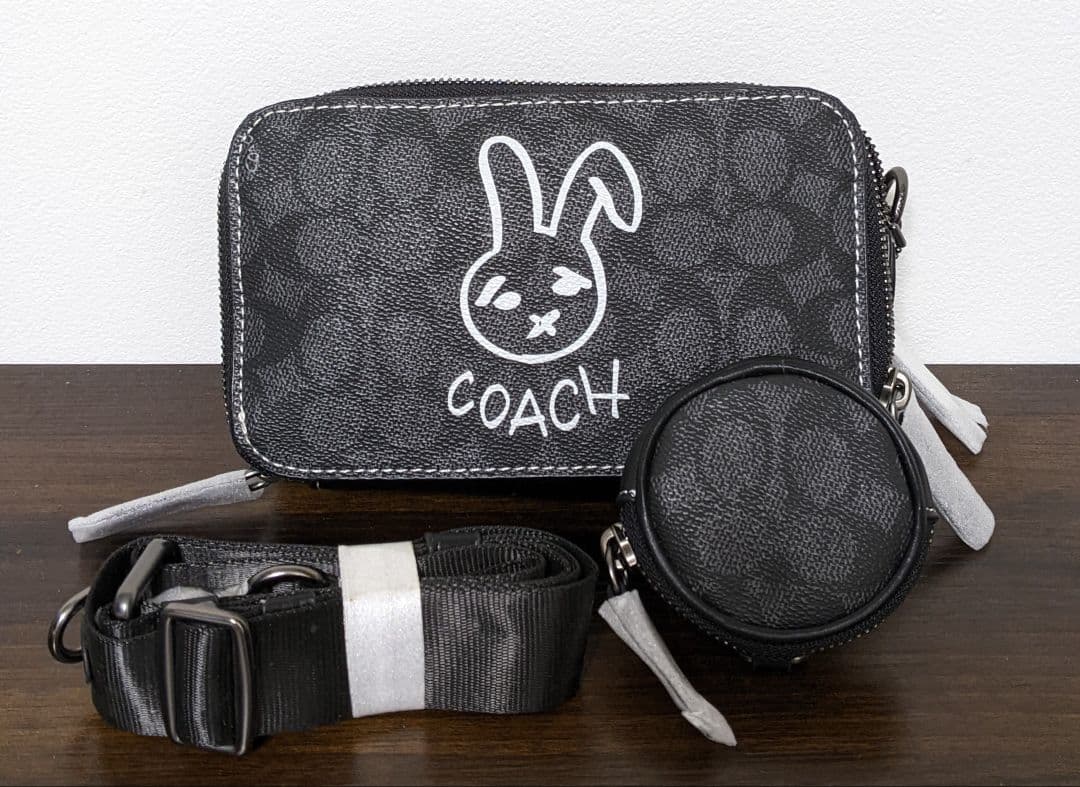 COACH コーチ ショルダーバッグ クロスボディ ラビット　うさぎ