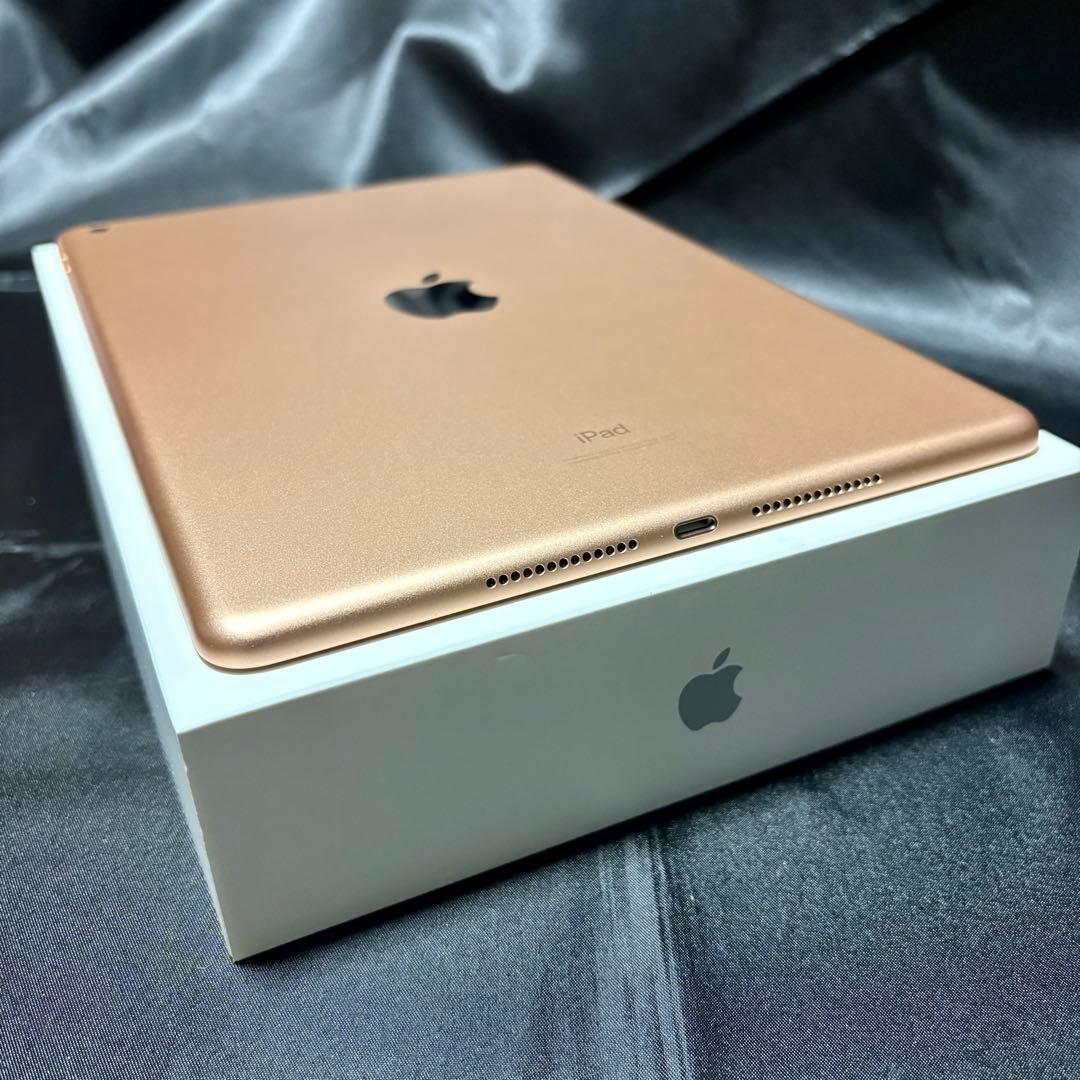 iPad 8世代 32GB Wi-Fiモデル 付属品未使用