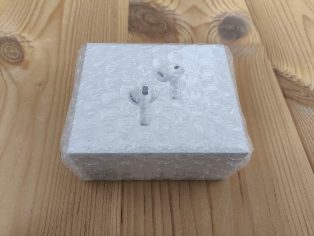 AirPods Pro 3 本体 充電ケース付