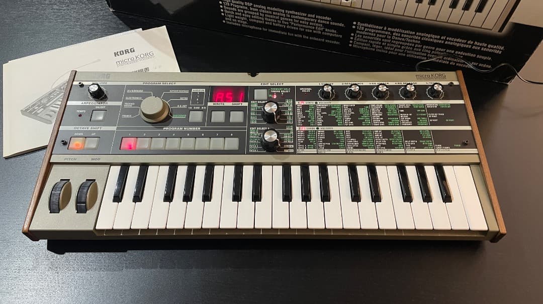 KORG microKORG アナログシンセサイザー 37キー