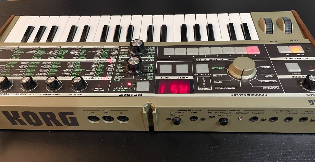 KORG microKORG アナログシンセサイザー 37キー