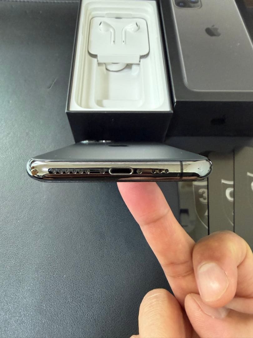 iPhone11pro 256GB スペースグレー　SIMロックあり　綺麗！