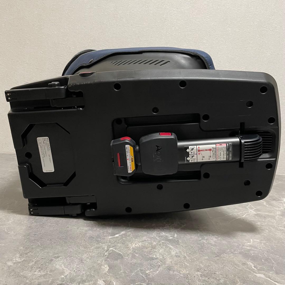 美品　アップリカ　クルリラADチャイルドシート　ISOFIX ライトネイビー