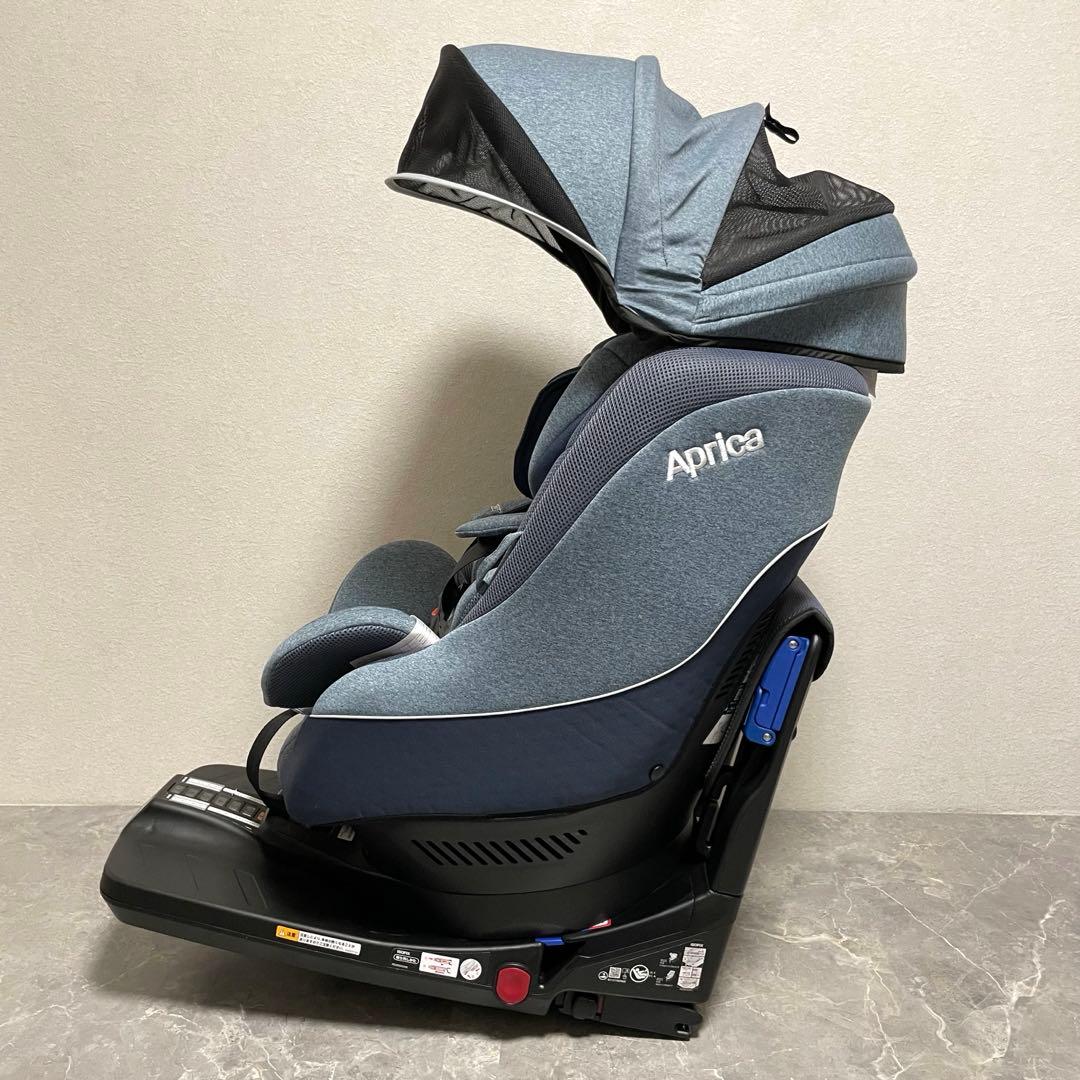 美品　アップリカ　クルリラADチャイルドシート　ISOFIX ライトネイビー
