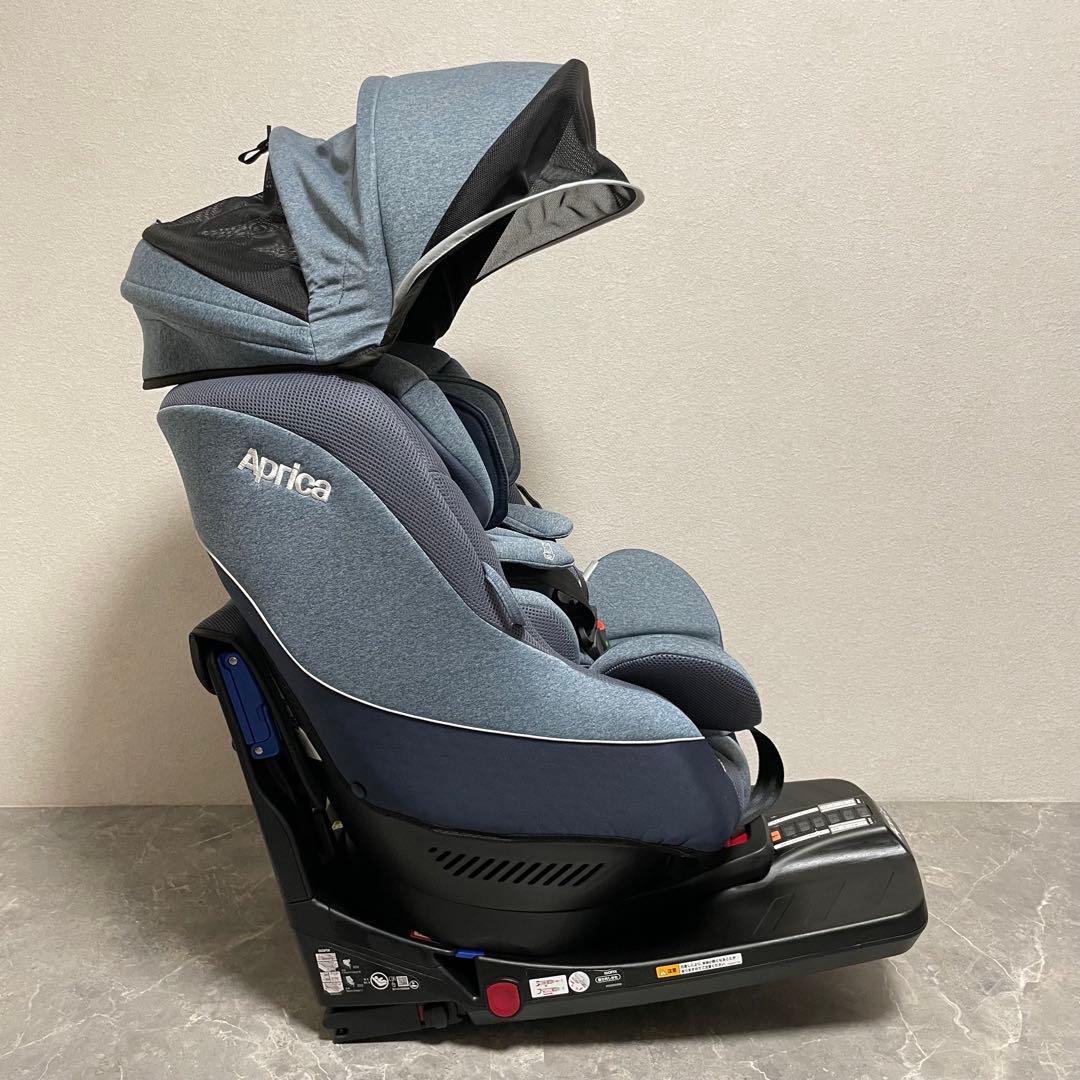美品　アップリカ　クルリラADチャイルドシート　ISOFIX ライトネイビー