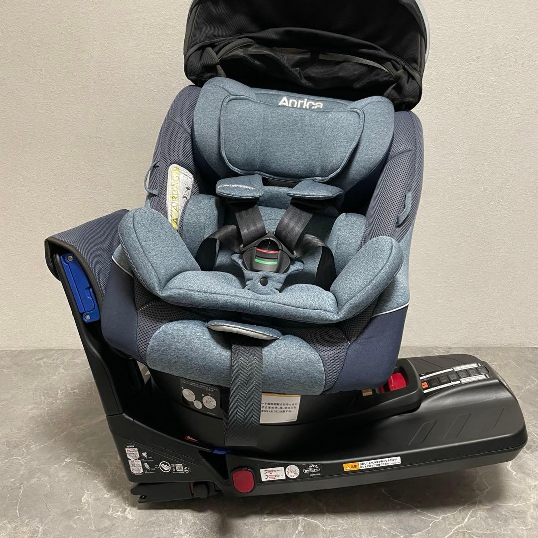 美品　アップリカ　クルリラADチャイルドシート　ISOFIX ライトネイビー