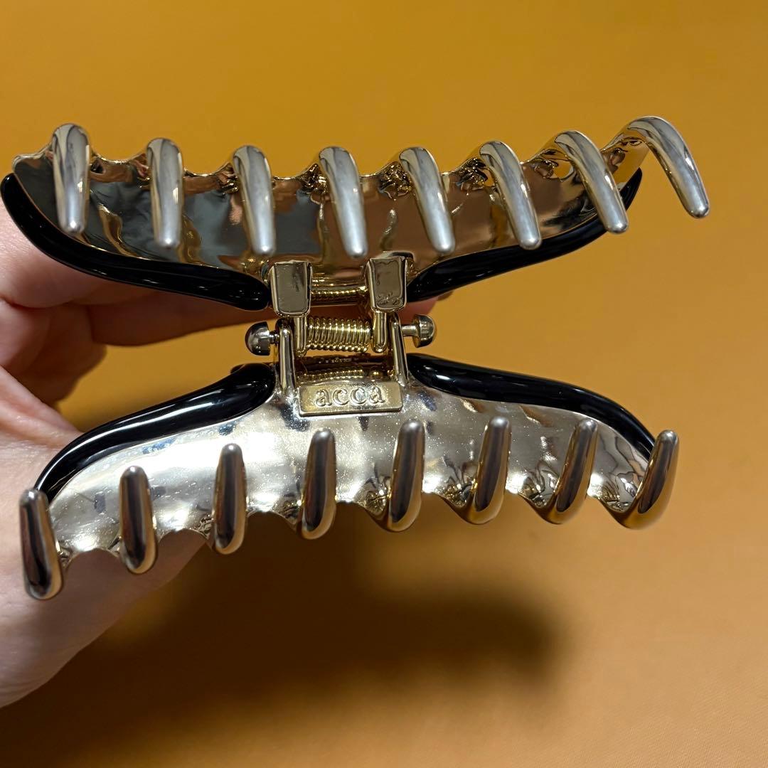 acca 黒の大クリップ