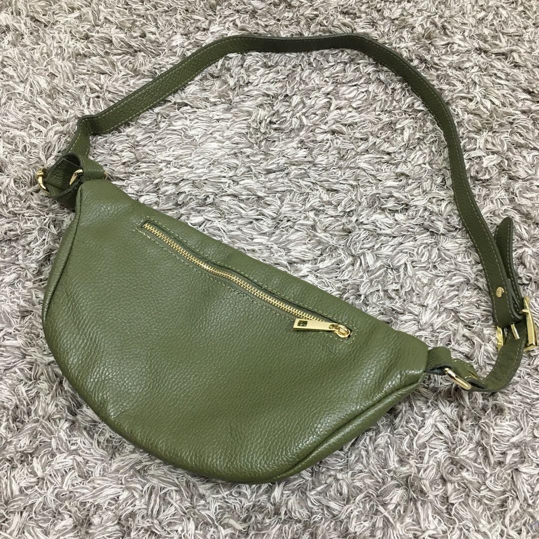 AULENTTI♫ オリーブグリーン ボディバッグ