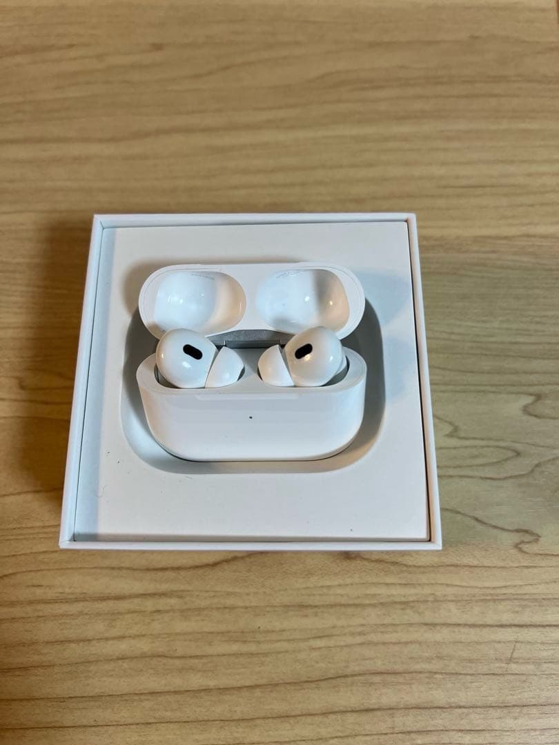 Apple AirPods Pro 第2世代 ほぼ未使用