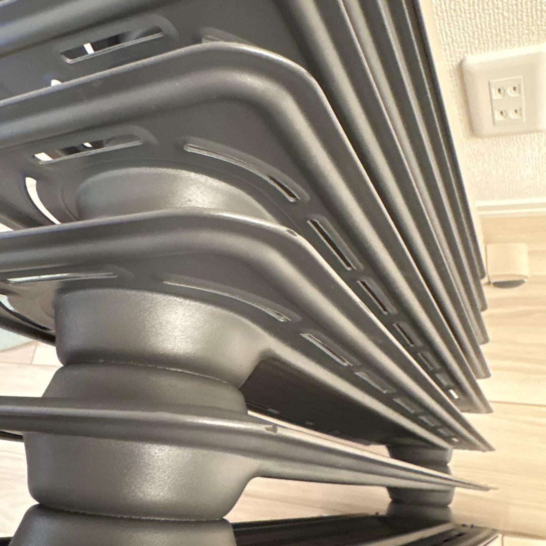 デロンギオイルヒーター　RHJ21F0812-GY