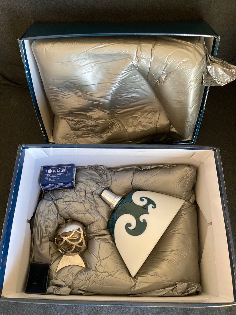 user_d4111373　ランプベルジェ　銀色の魚　未使用　おまけ付