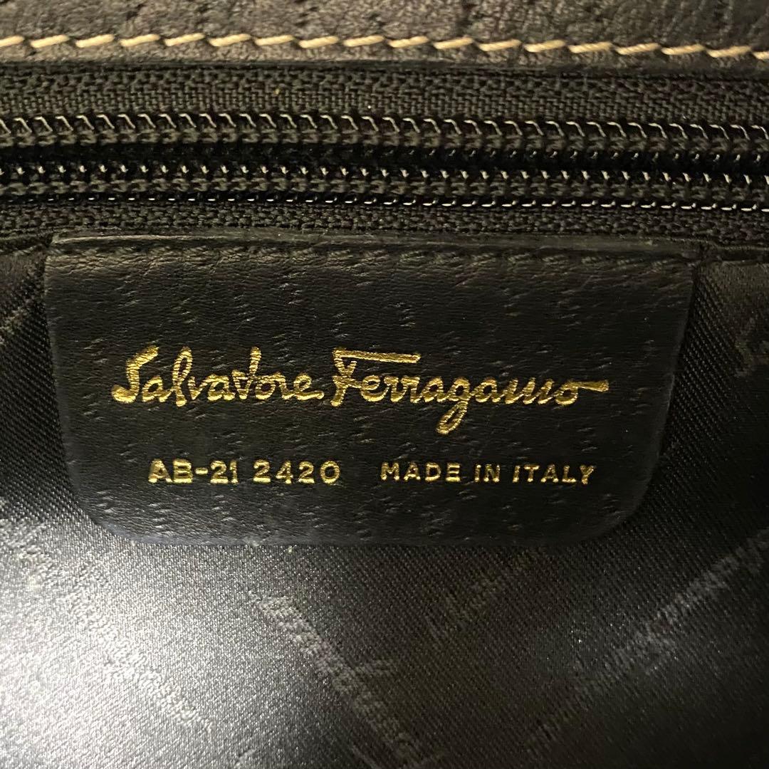 美品✨ Ferragamo フェラガモ ガンチーニ トートバック シボ革 A4可