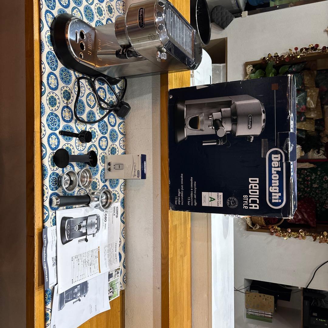 DeLonghi Dedica Style エスプレッソマシン