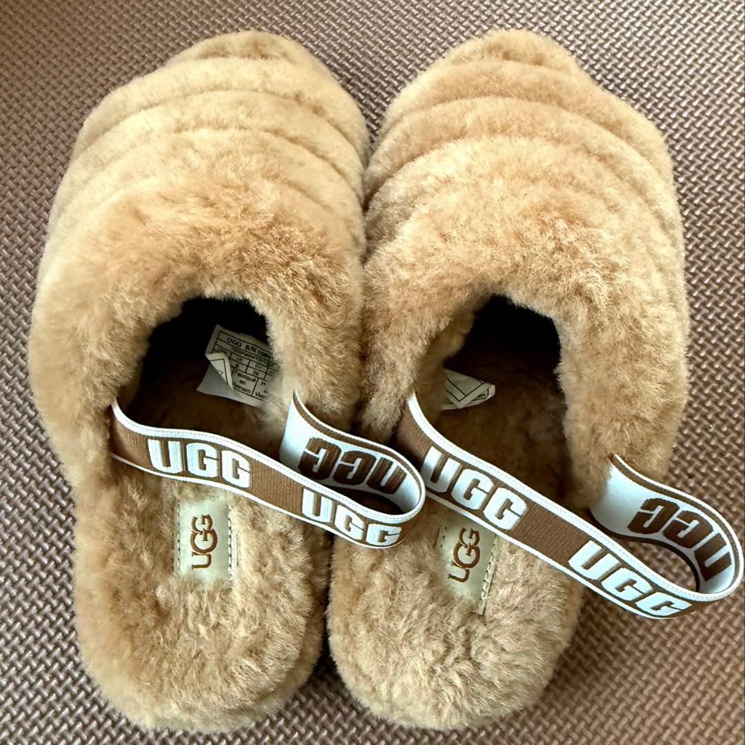 ★myk★UGG ファーサンダル　25cm（通常24.5-25）