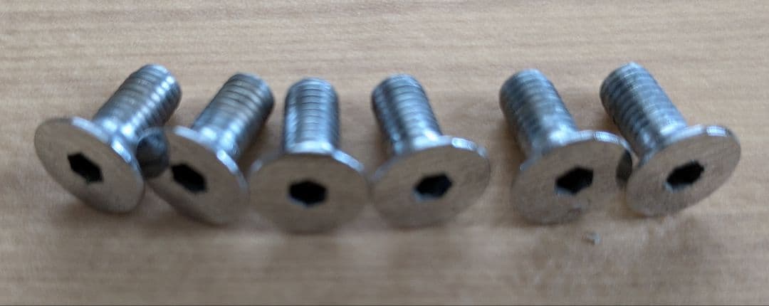 ★MOMO ステアリング ベローチェ★