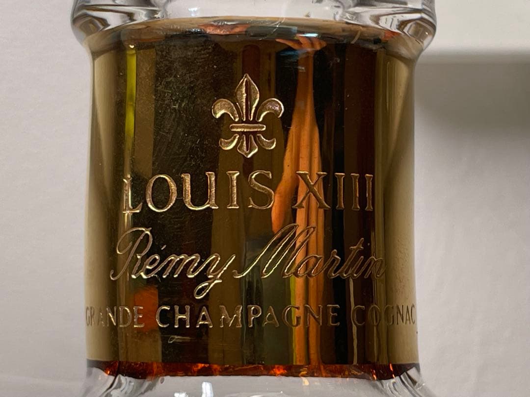【新品未使用】レミーマーティンルイxIII バカラクリスタルデカンター空ボトル