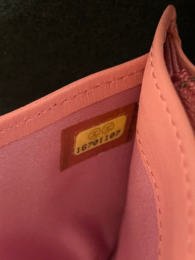 ★CHANEL★マトラッセラムスキン★フラワーエンボス 二つ折り長財布★