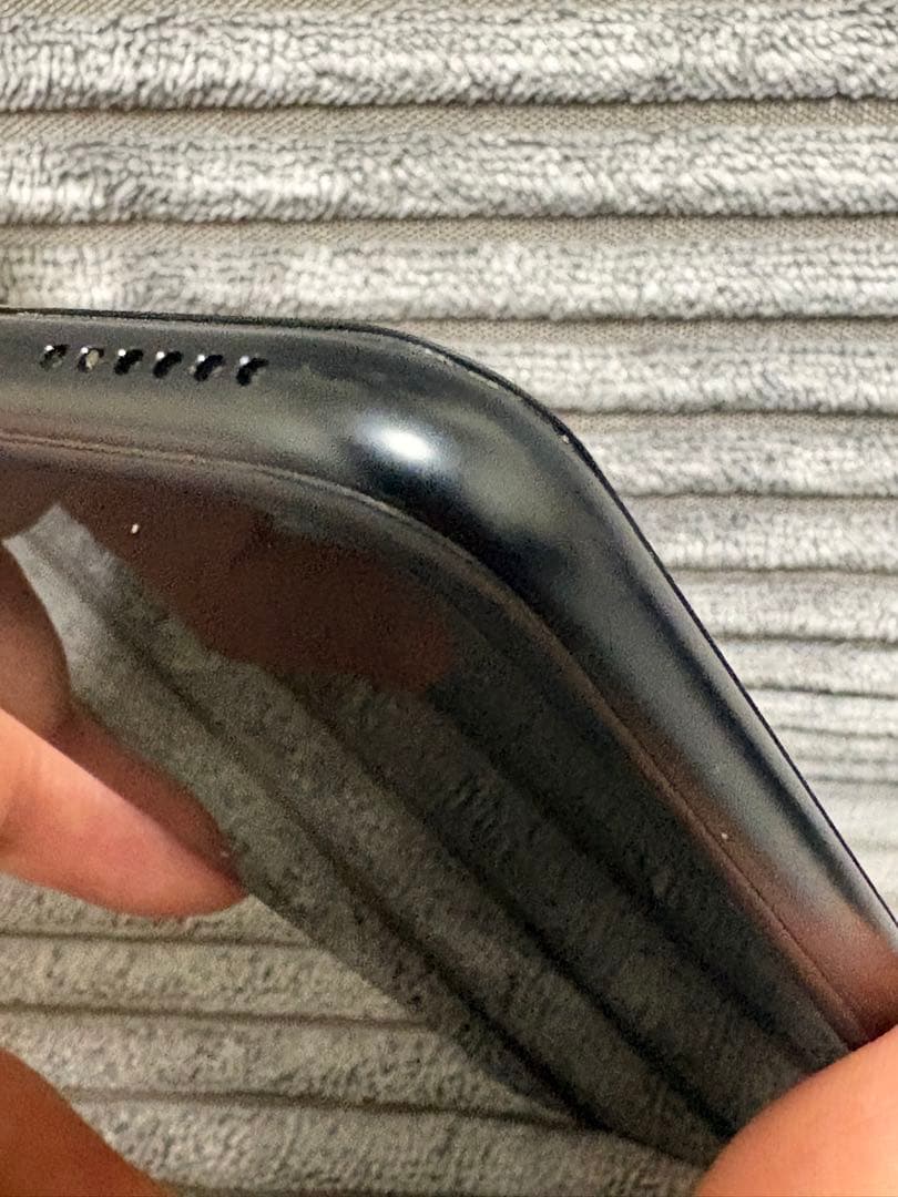 iPhone SE 第2世代(2020) 128GB 77% SIMフリー