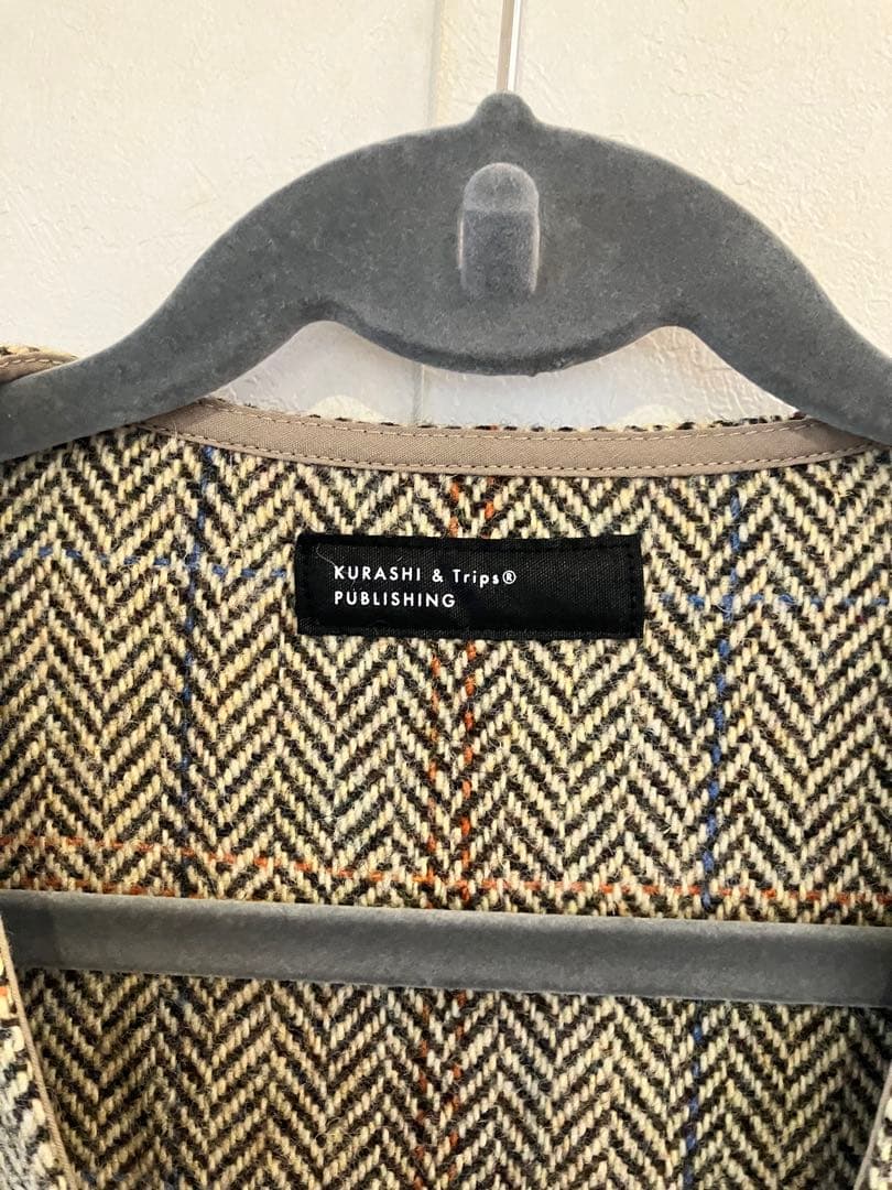 北欧暮らしの道具店　「ワードローブを新鮮に」ヘリンボーン柄のウールベスト