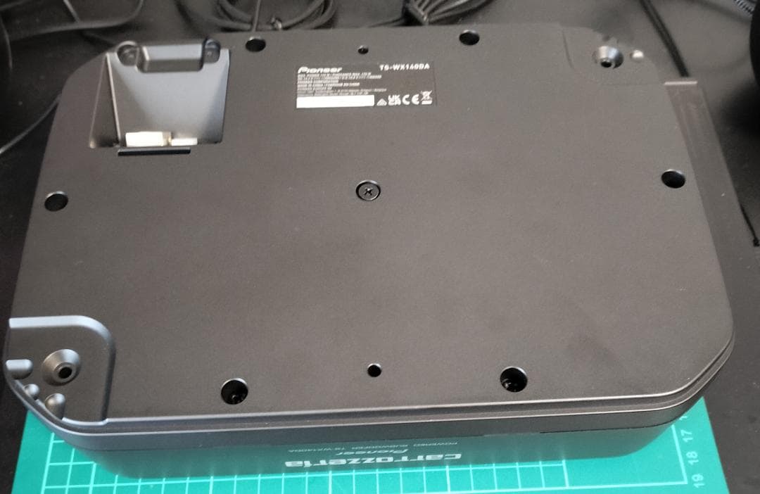 Pioneer / carrozzeria TS-WX140DA サブウーファー