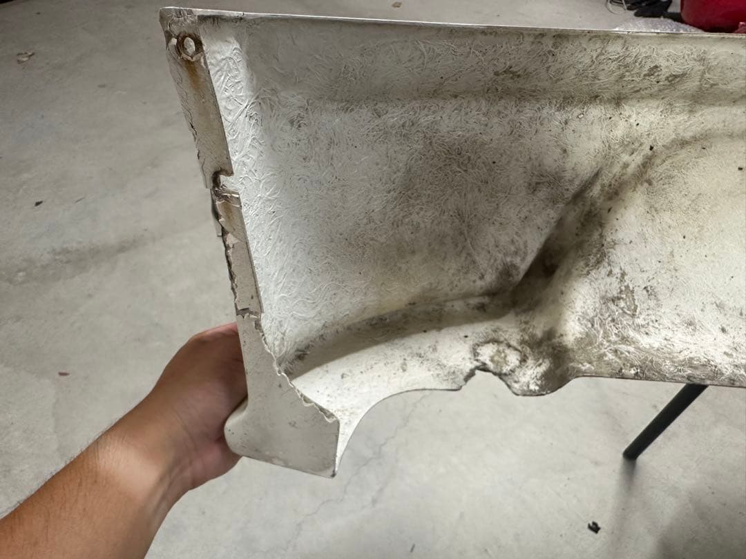 L880K コペン halfwayリヤバンパー 亀裂あり